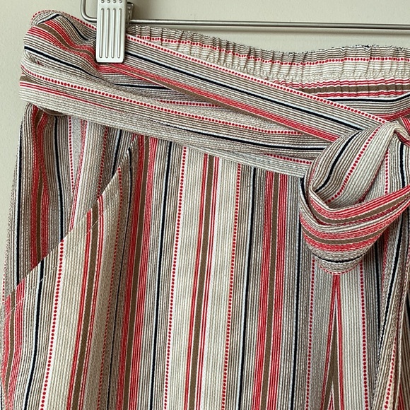 [S] Max Studio Striped Tie Front Wide Leg Cropped Pants - Picture 3 of 6